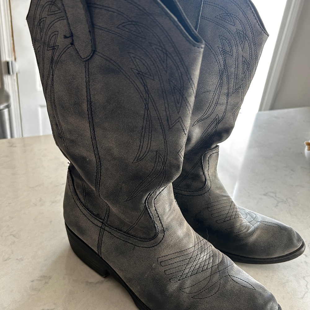 Gray Western Cowboy Boots